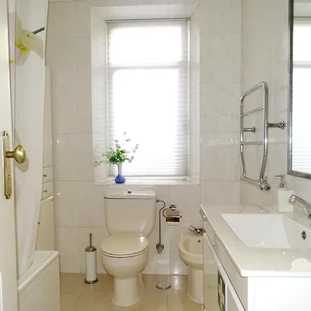 4 Bedrooms With View And Wifi At Lisbon