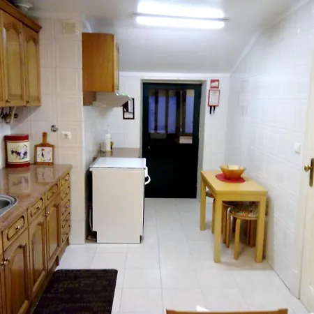 Apartment 4 Bedrooms With View And Wifi At