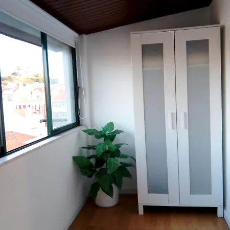 4 Bedrooms With View And Wifi At *