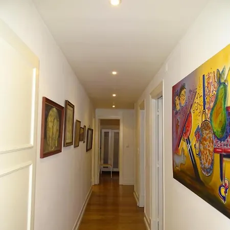 4 Bedrooms With View And Wifi At Lisbon