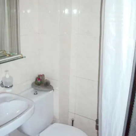 Apartment 4 Bedrooms With View And Wifi At